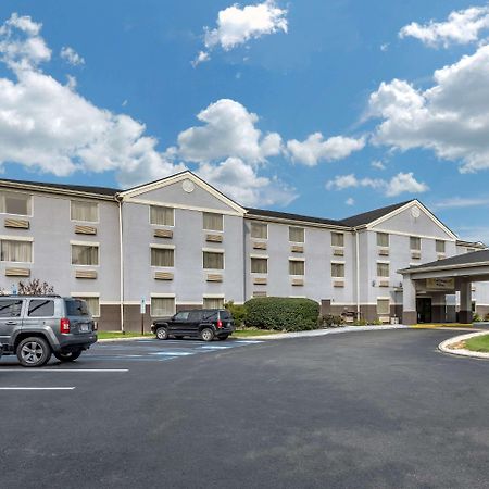 Comfort Inn & Suites Butler Exteriér fotografie
