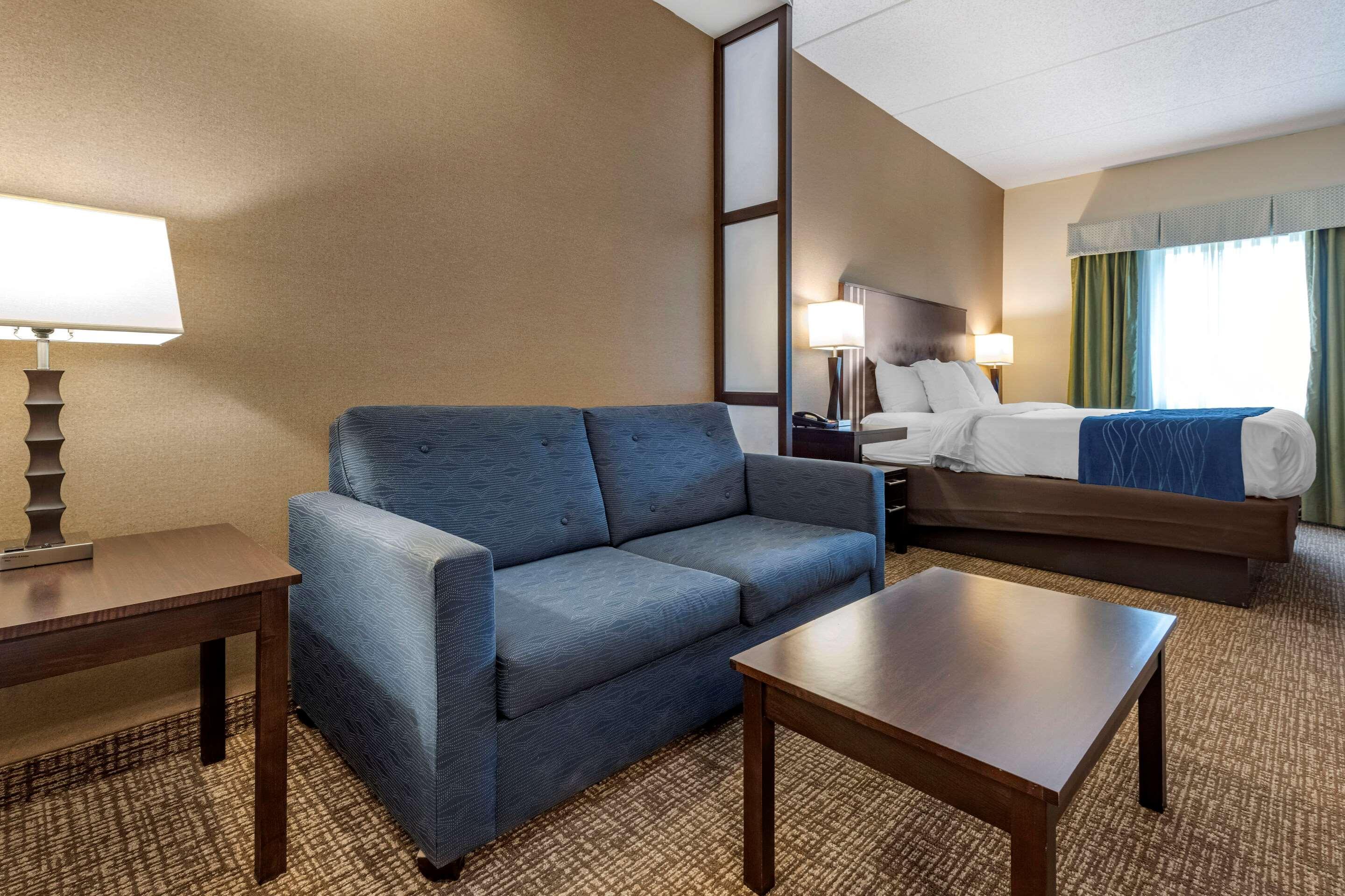 Comfort Inn & Suites Butler Exteriér fotografie