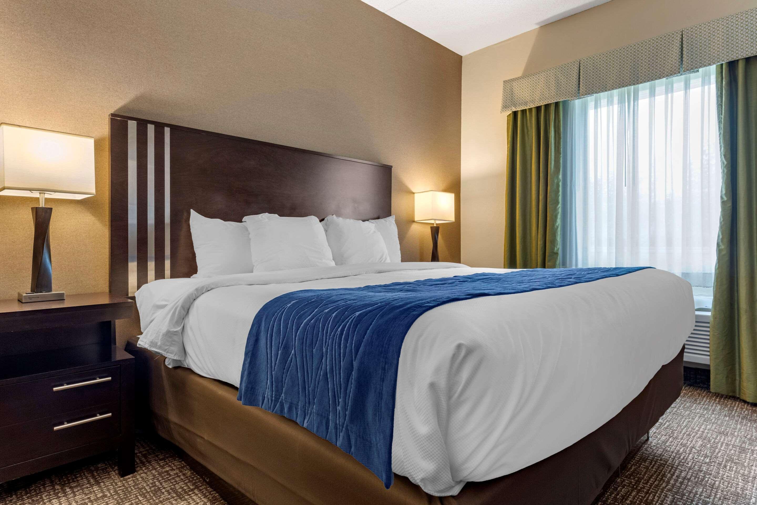 Comfort Inn & Suites Butler Exteriér fotografie