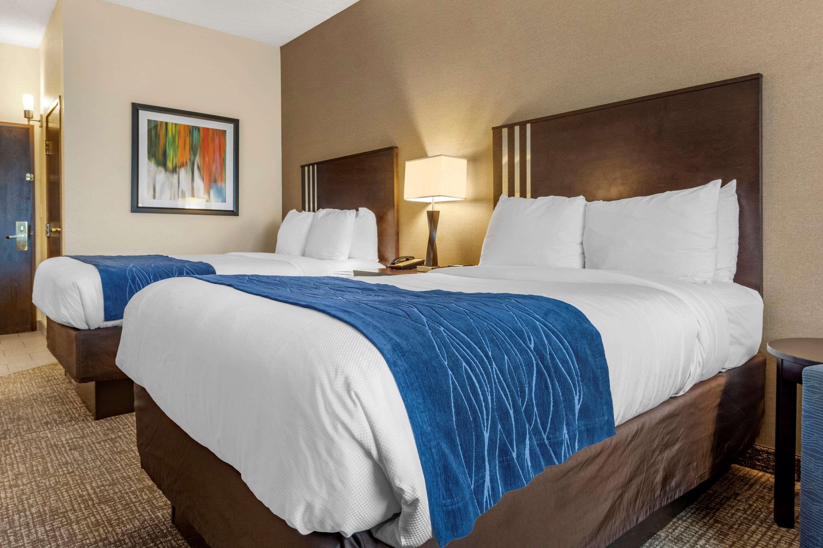 Comfort Inn & Suites Butler Exteriér fotografie