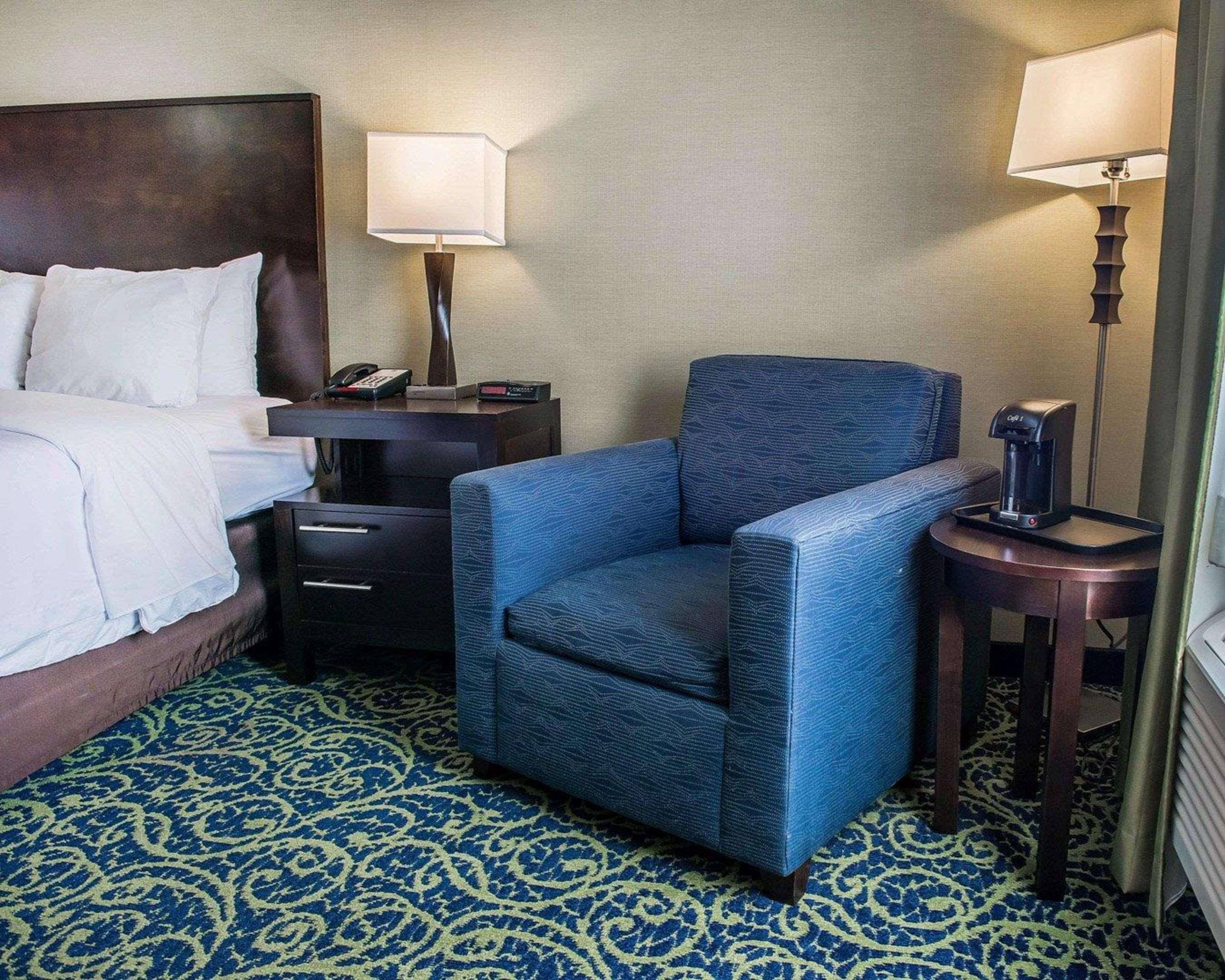 Comfort Inn & Suites Butler Exteriér fotografie