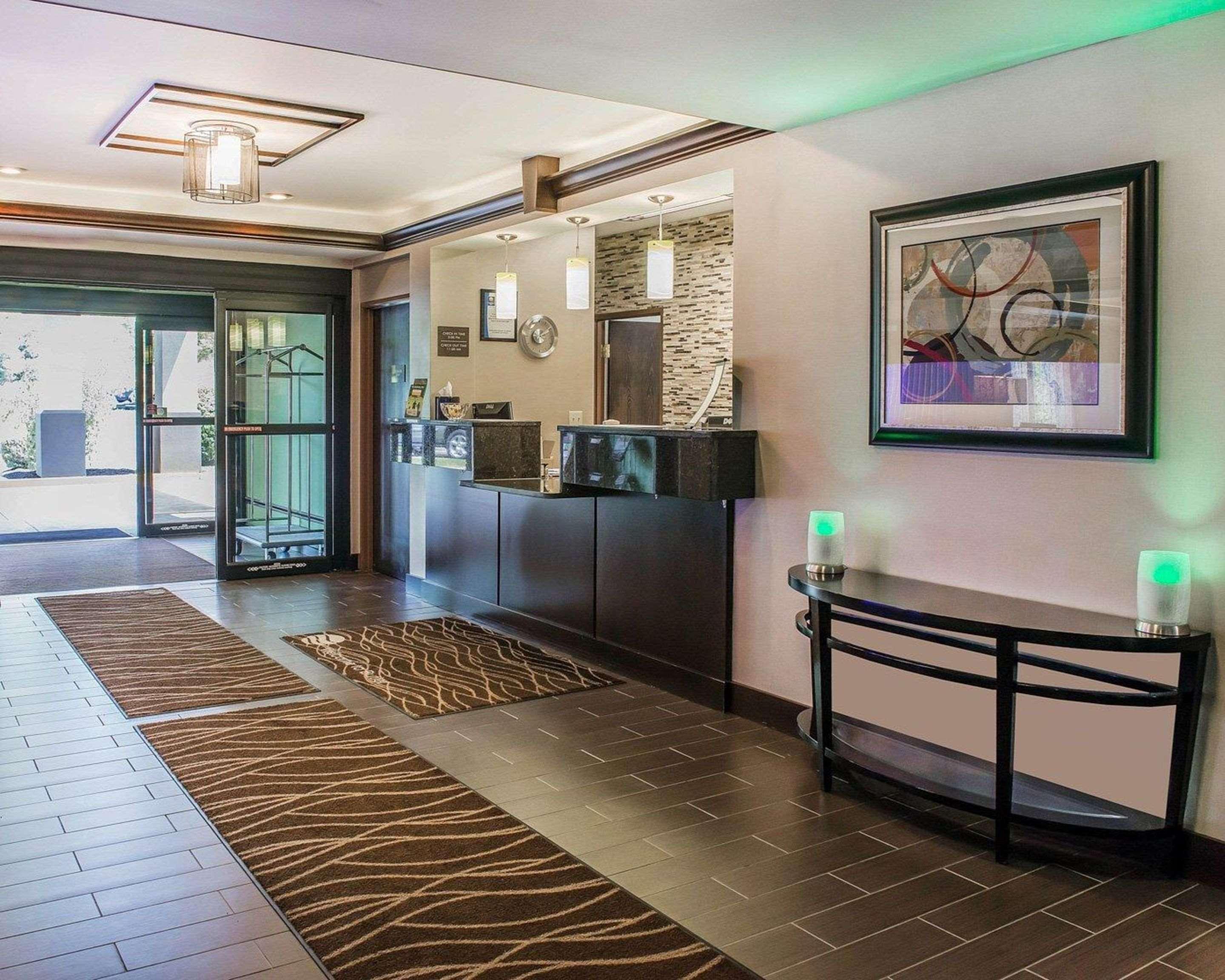 Comfort Inn & Suites Butler Exteriér fotografie
