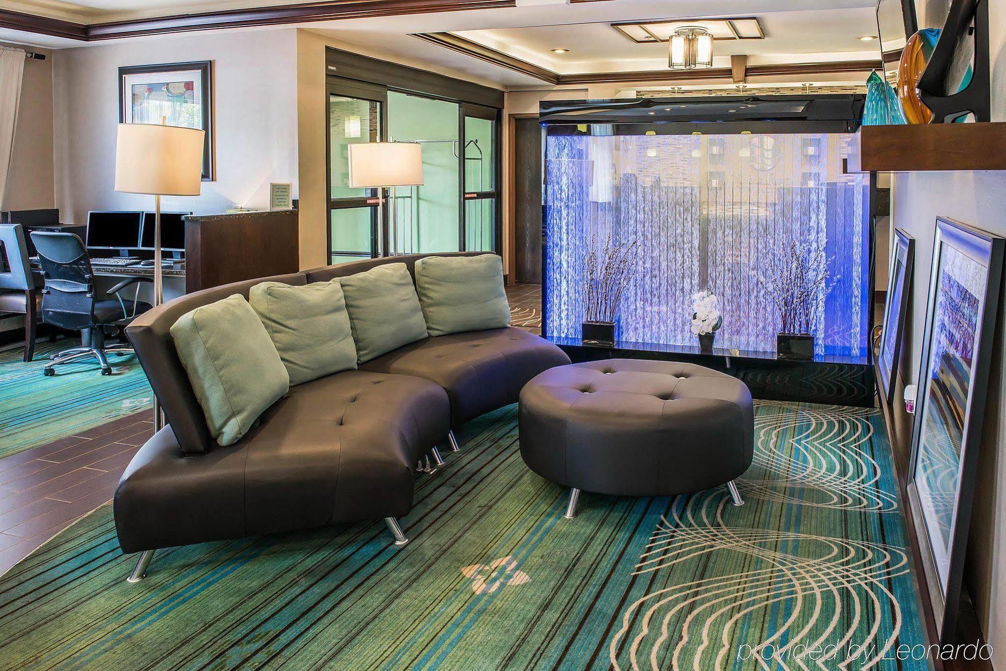Comfort Inn & Suites Butler Exteriér fotografie